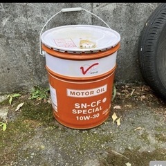 差し上げます。空オイル缶