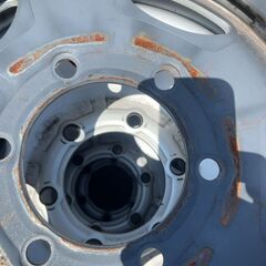 ジムニー純正ホイールスタッドレスタイヤの画像