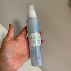 スースーヘアケアエッセンス1000円