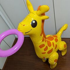 空気ビニール 人形 キリン サル ウォーターマット スワン 浮き輪 プール 水遊び INTEXの画像