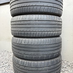 225/55/17夏ファルケン