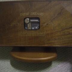 木製オルゴール付きパノラマサイズ写真立ての画像