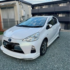 アクア　グレードG モデリスタエアロ　パールホワイト