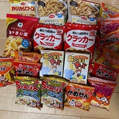 缶チューハイ　ビール　紅茶　栄養ドリンク　お菓子　食品の画像