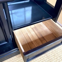唐木家具 黒檀 茶箪笥 飾り棚 和家具 幅150cm×奥行43cm×高さ114cm の画像