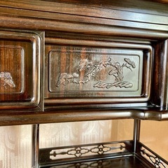 唐木家具  茶箪笥 飾り棚 和家具 　紫檀　幅83cm×奥行27cm×高さ96cm の画像