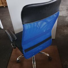 オフィスチェア ブルー① スチールデスク購入で無料お渡しの画像