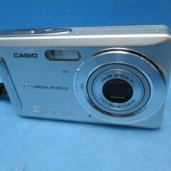 P640　CASIO　デジタルカメラ　有効1010万画素　SDカード2GB付属　EX-Z29の画像