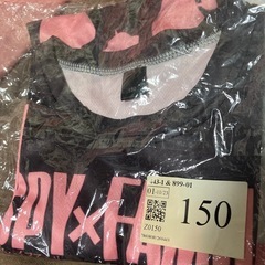 アャーナＴシャツ各種類あります。