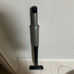 SHARK ハンディ掃除機
 