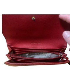 Michael KORS / マイケルコース 長財布 赤の画像