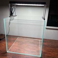 ADA CUBE GARDEN 30【水槽】