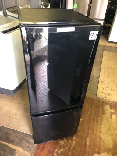 NO B312 ?福岡市内配送設置無料✨?MR-P15E-B(サファイアブラック) Pシリーズ 2ドア冷蔵庫 右開き 146L 202