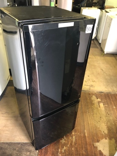 NO B312 ?福岡市内配送設置無料✨?MR-P15E-B(サファイアブラック) Pシリーズ 2ドア冷蔵庫 右開き 146L 202