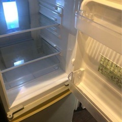SHARP 冷蔵庫の画像