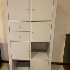 【無料】グレーに塗装したIKEA BILLY本棚（良好な状態）港...