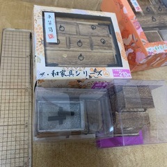 ミニチュア和家具4つセット、小物インテリアの画像