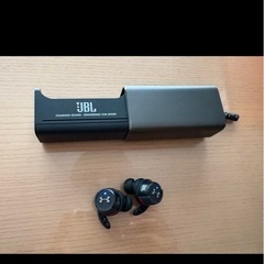 UATRUEWIRELESS FLASHワイヤレスイヤホン アン...