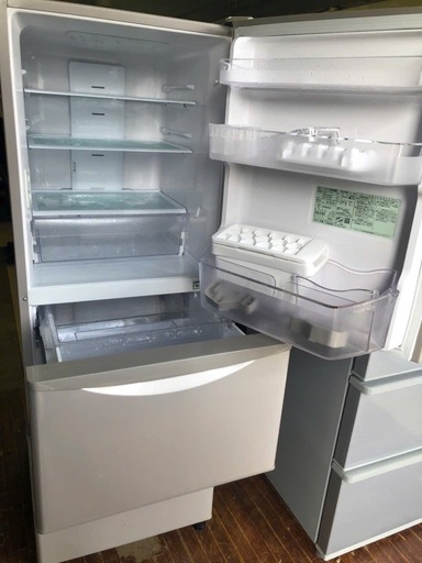 NO B304 ?福岡市内配送設置無料✨?日立 HITACHI 冷蔵庫 (265L・右開き) 3ドア ライトブラウン R-27GV T