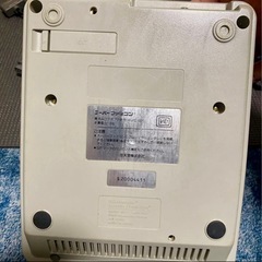 Nintendo Super Famicom 本体 コントローラー4つセットの画像