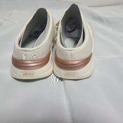 PUMA サンダルの画像