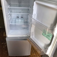 NO B313 🌈福岡市内配送設置無料✨🌈三菱電機 MITSUBISHI ELECTRIC 冷蔵庫 （146L・右開き） 2ドア シャイニーシルバー MR-P15D-S 2019年の画像