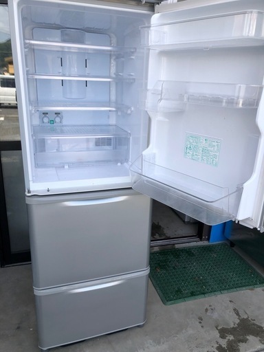 NO B337 ?福岡市内配送設置無料✨?シャープ SHARP 冷蔵庫(幅60.0cm) 350L 両開き 3ドア シルバー系 SJ-