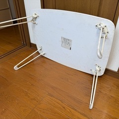 【無料】折りたたみローテーブルの画像