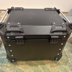 リアボックス 45L アルミ製 頑丈　カブ　オフロード　バイク　ツーリングの画像