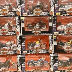 【送料0円】 ハーレーダビッドソン 1:18 ミニチュアバイクコレクション 30台 オートバイ・バイク