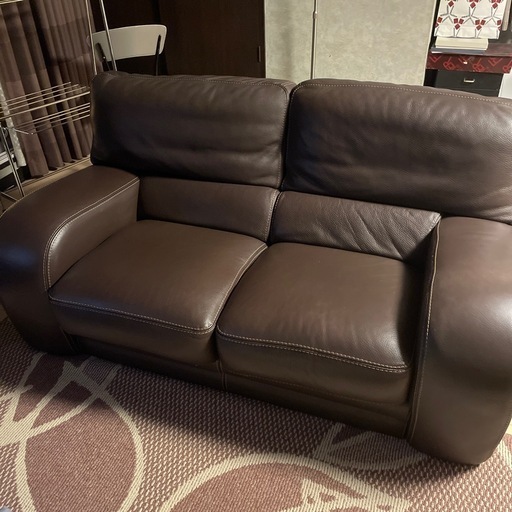 イタリアブランド本革2人掛けソファー