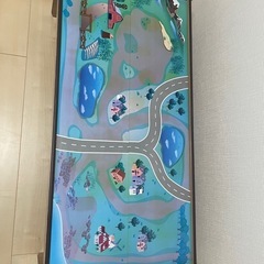 キッズテーブルの画像