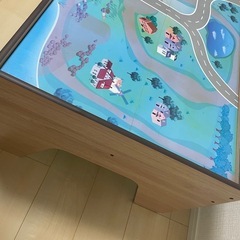 キッズテーブルの画像