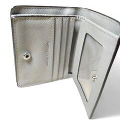 MICHAKEL KORS 二つ折り財布 グレーの画像