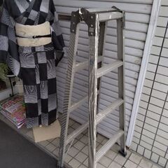 業務用　脚立　はしごの画像