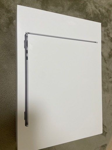 Apple MacBook 2025本体 M3 スペースグレー2025 (きゃりん