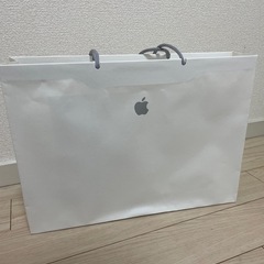 Apple MacBook 2025本体 M3 スペースグレー2025 (きゃりん