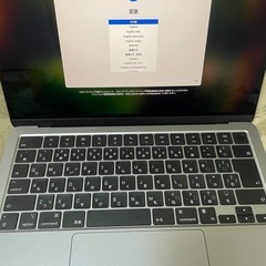 Apple MacBook 2025本体 M3 スペースグレー2025 (きゃりん