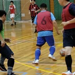 初心者、未経験者でもめちゃくちゃ楽しめるのが自慢のフットサ…