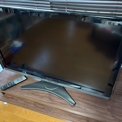 シャープ　AQUOS  アクオス　40型　2011年製　テレビ台付き