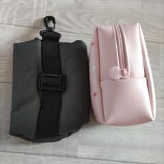 断捨離中！！ポーチとペットボトル入れケース２点セットの画像