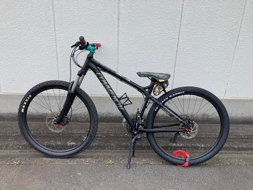 お値下げしました！！
コメンサルCONMENCAL 油圧式自転車