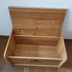 収納家具の画像