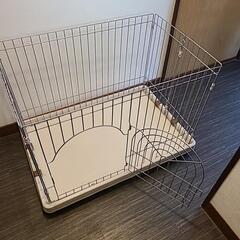 犬　ケージ　中古　キャスター付きの画像