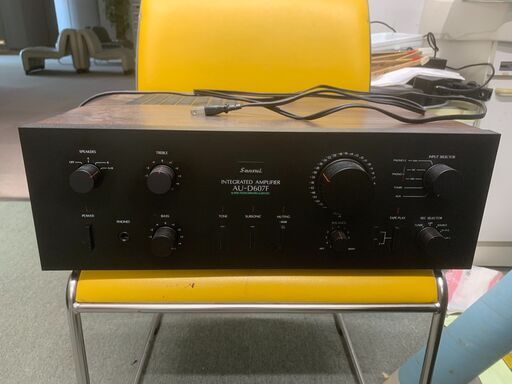 Sansuiアンプ AU-D607F