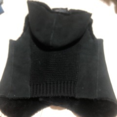 本物ムートンベスト　の画像