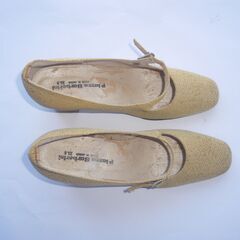 パンプス／23.5㎝EEの画像