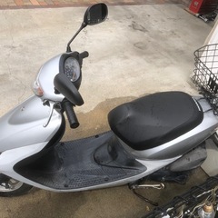 荷物ラクラク　スクーター　原付き　買い物　配達　シートとバッテリ...