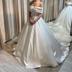 【美品】YNS WEDDING ウェディングドレス SL22327-OFの画像