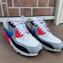 プロフィール必須🩷NIKE AIR MAX90スニーカー🩷の画像